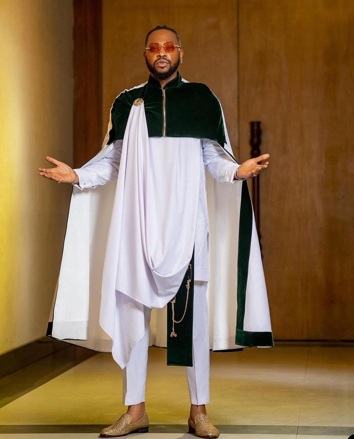 Classic Dubai Formal Wedding M - Mens Grooming Dubai 리뷰 및 가격