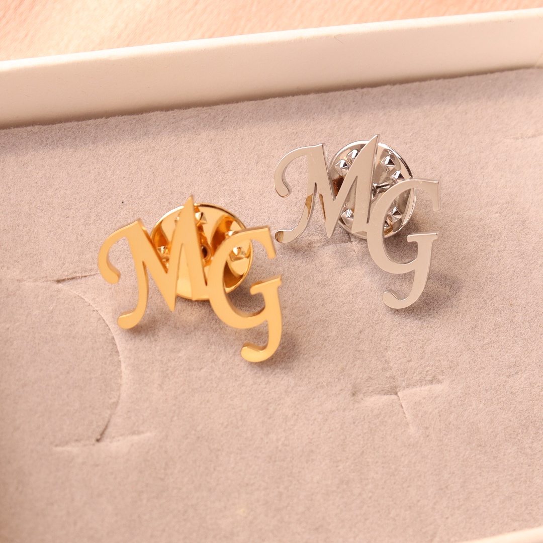 Custom Initials Brooch For Gro - Men'S Grooming For Wedding 리뷰 및 가격